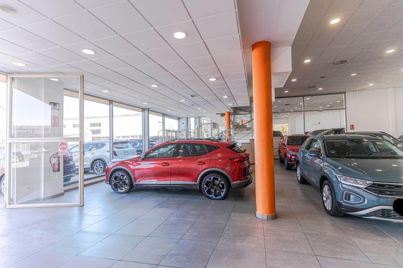 Foto 00fa85d8-2e48-4214-b5ba-c19b63668297. Geschäftsraum in calle comercio in Angustias - Chana - Encina Granada