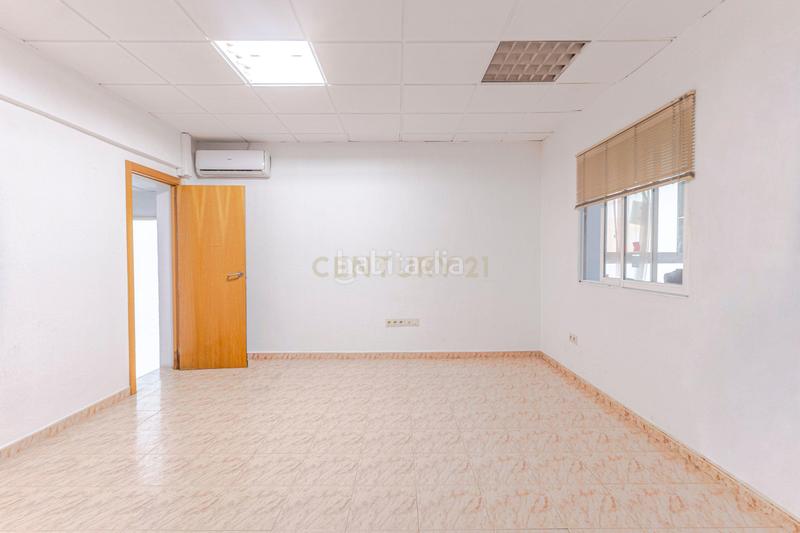 Foto 0ea4a2a3-f24a-4044-b6e5-82ad6f01ea4b. Geschäftsraum in calle comercio in Angustias - Chana - Encina Granada