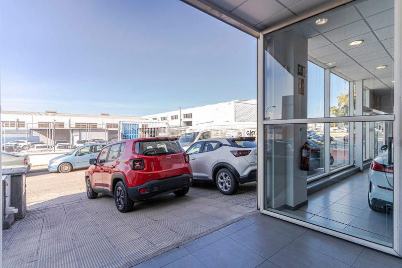 Foto 3ac6fe9c-8e1e-4933-bda8-11dd841ad9e1. Geschäftsraum in calle comercio in Angustias - Chana - Encina Granada