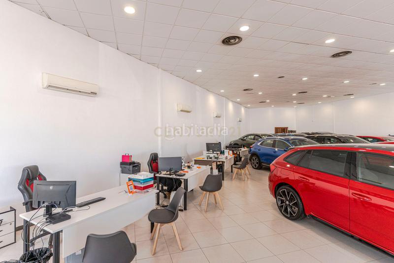 Foto a08e01a8-c42e-4d8f-b7f4-b22df03d95f5. Geschäftsraum in calle comercio in Angustias - Chana - Encina Granada