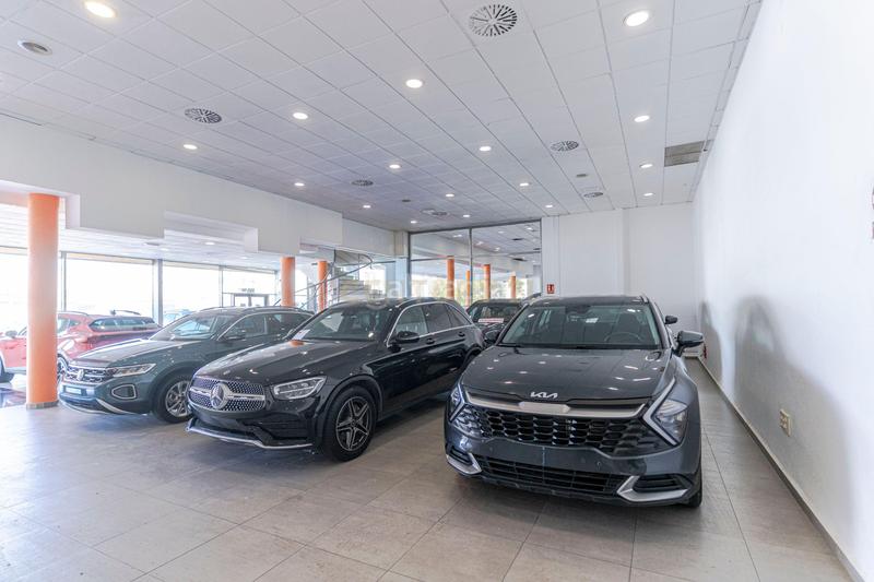 Foto a6de42db-c29e-4451-910d-2decb0fdff7c. Geschäftsraum in calle comercio in Angustias - Chana - Encina Granada