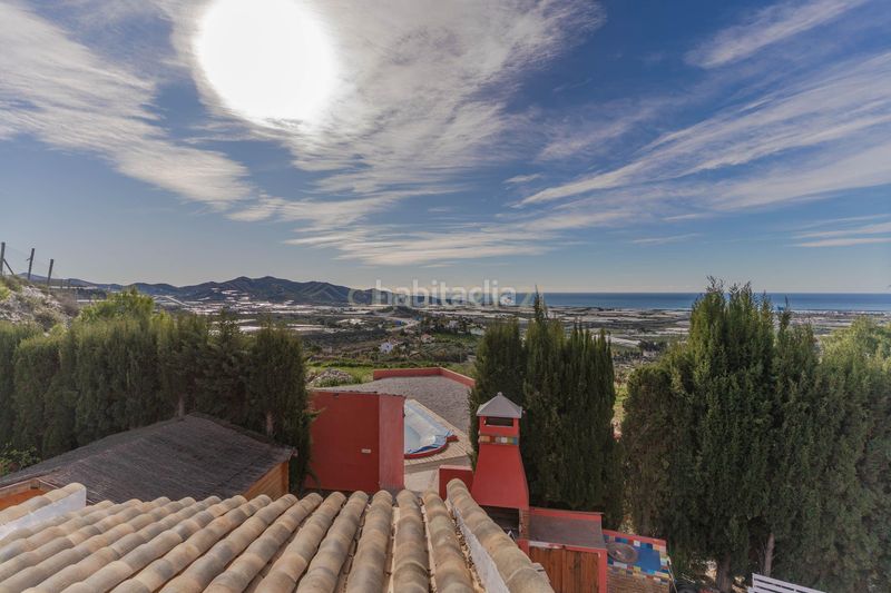 Foto 05e5f145-9374-42e9-a092-0afb4a944306. Casa amb piscina a Motril ciudad Motril