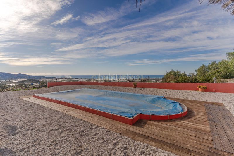 Foto 1eaddbfd-8a28-4dd6-becd-1e2145e2ac15. Casa amb piscina a Motril ciudad Motril