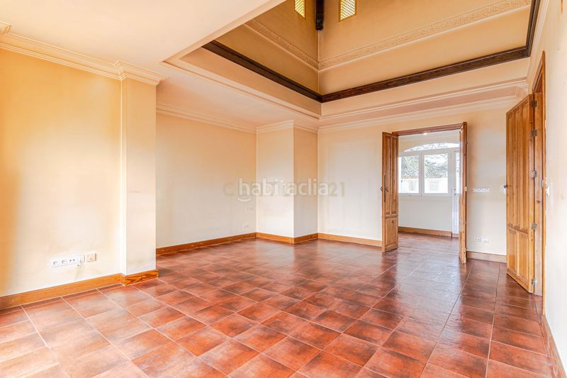 Foto 17056bd0-ca19-49a0-b787-bb453fac5e36. Casa en calle ronda de los montes espectacular casa en el entorno del cubillas, granada, con jardín y piscina en Albolote