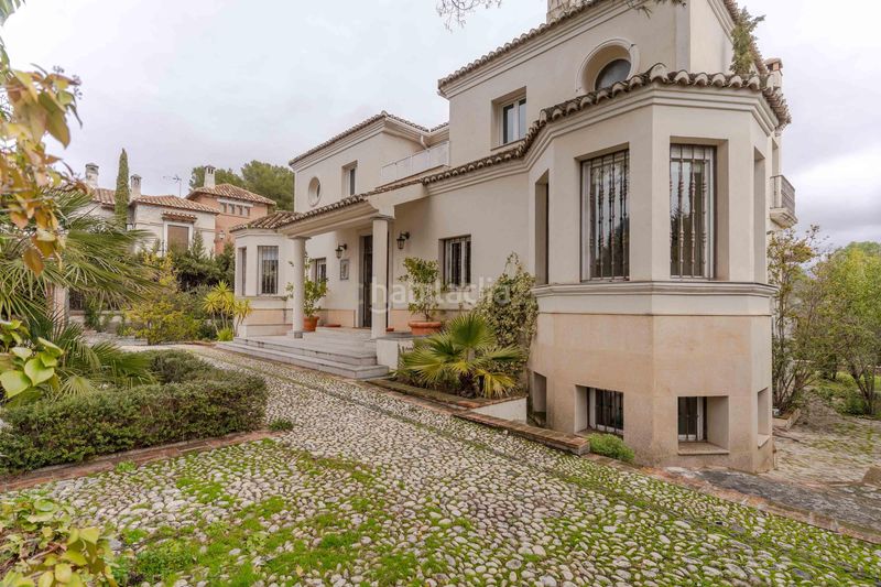 Foto 45c11e34-94cf-49aa-a81c-500b0d1aa812. Casa en calle ronda de los montes espectacular casa en el entorno del cubillas, granada, con jardín y piscina en Albolote