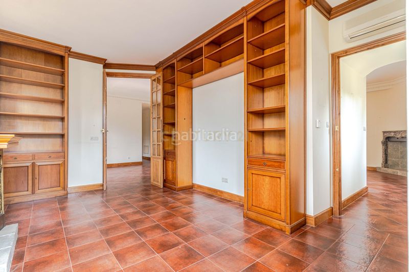 Foto 4a956655-74c4-446c-beac-6f80c0acee12. Casa en calle ronda de los montes espectacular casa en el entorno del cubillas, granada, con jardín y piscina en Albolote