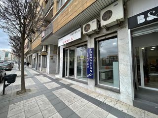 Rent Business premise in Avenida medina olmos, 56, guadix, spain 56. Local comercial  céntrico en medina olmos, guadix