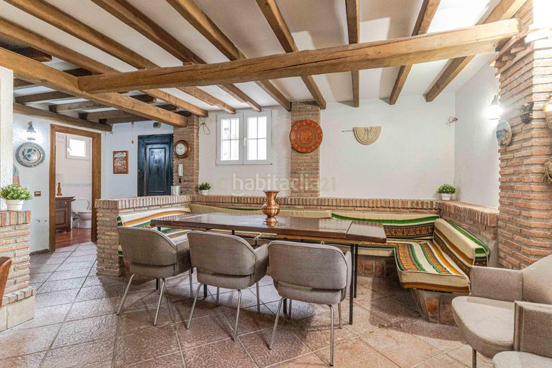 Foto 193e6b04-ed24-4994-b0e2-c3ca10cb9269. Casa amb piscina a Padul