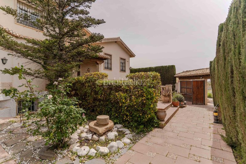 Foto 37efd194-afc0-4a5f-9f30-ceb0e400e36d. Casa amb piscina a Padul