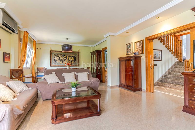 Foto 420f6f20-60a5-4186-b8e4-974e20d153e2. Casa amb piscina a Padul