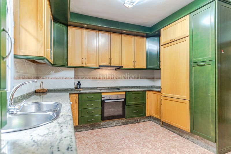 Foto 699ea116-5bbb-4931-9047-f57574c53a1a. Casa amb piscina a Padul