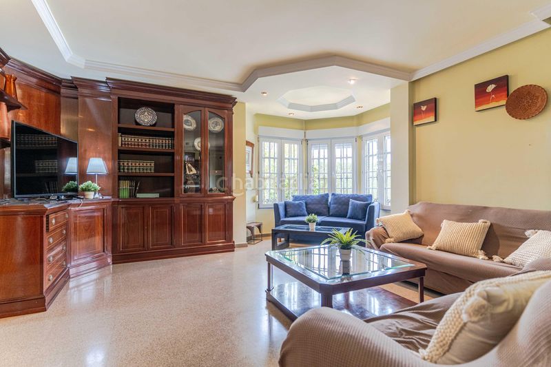 Foto 90cd8898-a1a5-482b-80ed-a0c54bf0cb57. Casa amb piscina a Padul