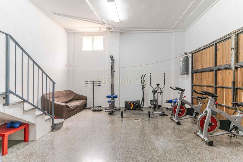 Foto 98bf2649-3179-4a8e-8dbd-9cf3ef45c615. Casa amb piscina a Padul