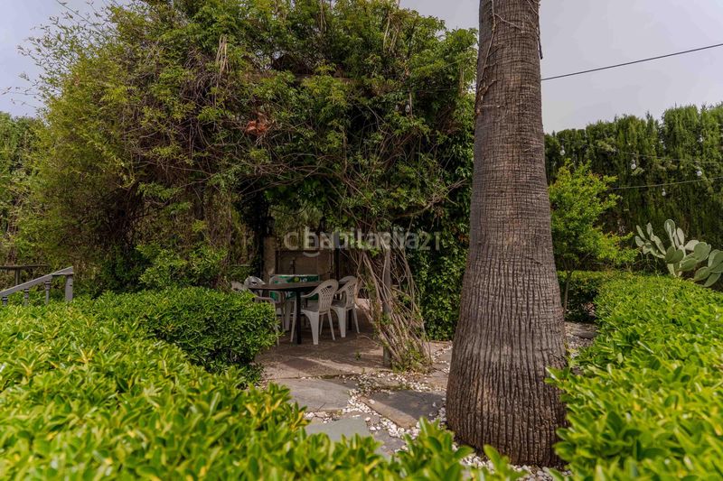 Foto b99134ef-bf03-4103-9ee0-9be2c4d03c88. Casa amb piscina a Padul