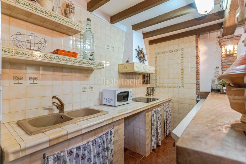 Foto ba22c272-e4b0-4844-b8b0-adffa9aebc7f. Casa amb piscina a Padul