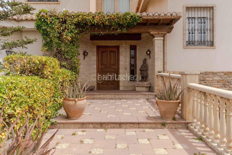 Foto e2149891-d48e-42aa-9c7a-6f7bb72f6dd2. Casa amb piscina a Padul