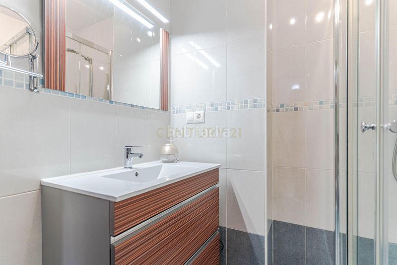 Foto 361d01f2-f970-4b5c-acec-d74530bcf152. Apartament a cl castellon 65 Armilla (granada) 65 a Armilla