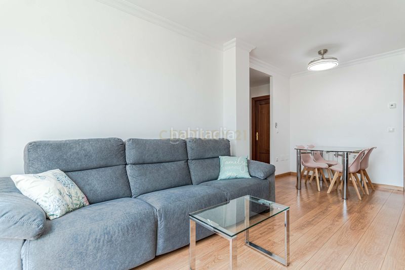 Foto dacd02f0-c44a-4ec1-b070-10aee64283e1. Apartament a cl castellon 65 Armilla (granada) 65 a Armilla