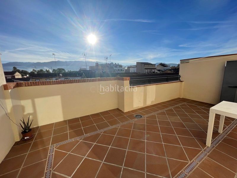 Foto dcfb173b-cd54-4991-95f9-5d5f4996ca03. Apartament a cl castellon 65 Armilla (granada) 65 a Armilla