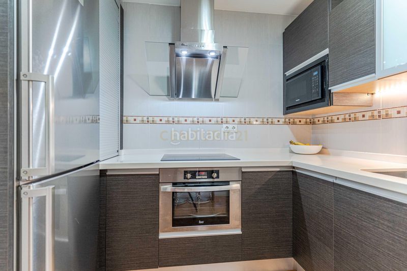 Foto e40bd289-7e65-4943-bc73-4b8fc472f40c. Apartament a cl castellon 65 Armilla (granada) 65 a Armilla