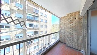 Apartament a Circunvalacion encina, 21. Piso de 3 dormitorios para reformar en la chana