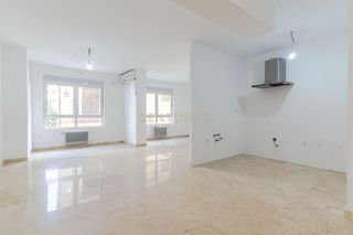 Apartament  Calle nueva de san antón, 27, granada, spain. Estudio reformado a estrenar en pleno centro de granada  calle n