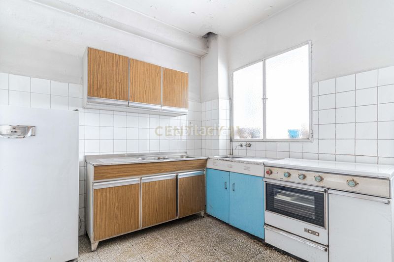 Foto a965f0b3-37e2-4e60-ab47-c966fe82233d. Appartement in av de madrid 21 Granada (Granada) 21 in Granada