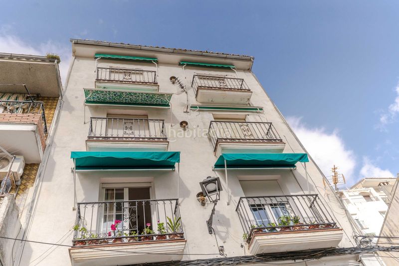 Foto d109c87d-424e-4635-aa15-d873db616ed3. Piso en cl lucas peña 3 montefrio (granada) 3 bonito piso de 3 dormitorios en pleno centro en Montefrío