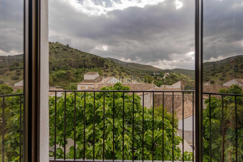 Foto 0ad38180-f66e-4b77-bf0d-0ebd2e95660e. Casa en cl agua 18 montefrio (granada) 18 exclusiva casa tradicional con vistas únicas en Montefrío