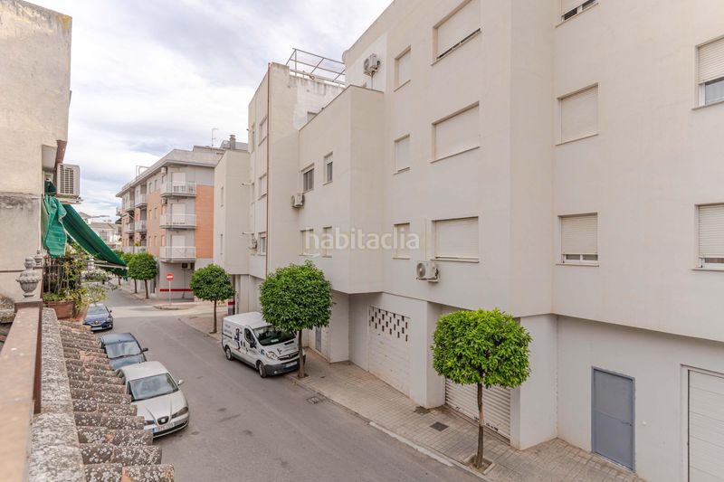 Foto bce68360-a018-4fe9-a201-8e38a91cb8d4. Edifici a cl cristobal halffter 14Santa Fe (granada) 14 a Santa Fe