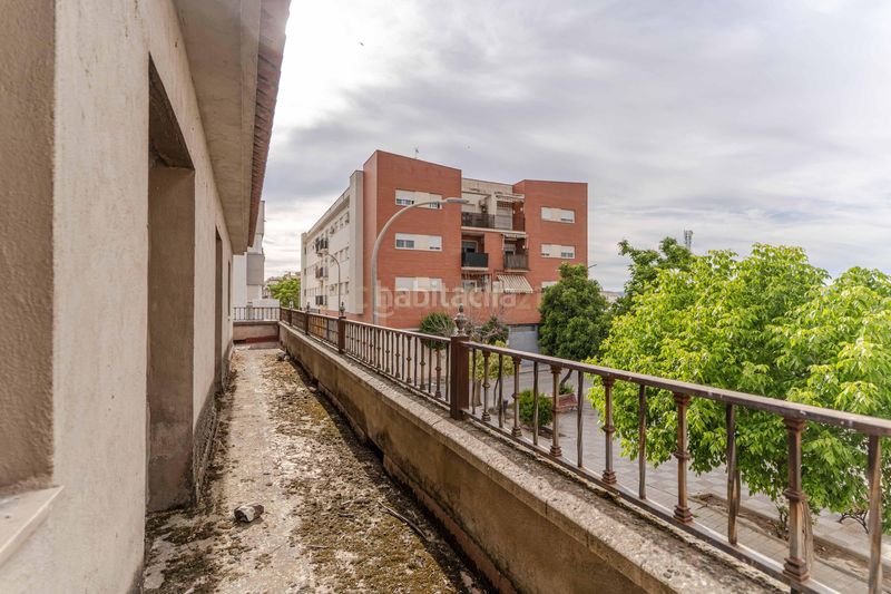 Foto d910c194-ddd9-41c6-b1f8-e2a41815da90. Edifici a cl cristobal halffter 14Santa Fe (granada) 14 a Santa Fe