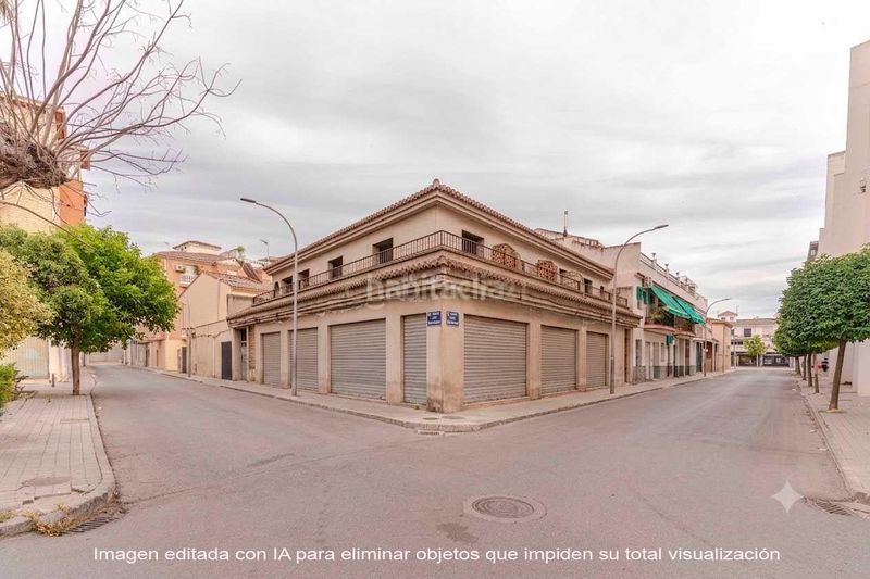 Foto fc9e6502-a45c-45b1-85a7-ed826da15f46. Edifici a cl cristobal halffter 14Santa Fe (granada) 14 a Santa Fe