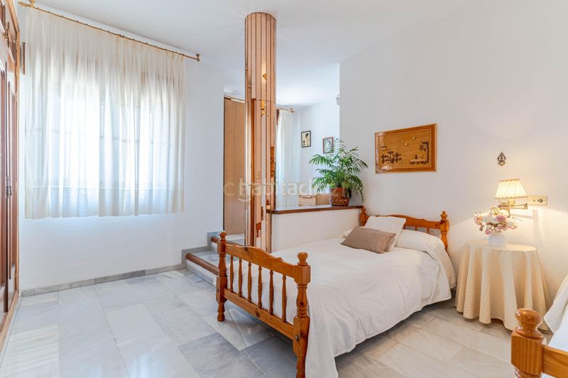 Foto 9826937d-fc53-44b5-a574-724064fd7265. Haus in calle calvario in La Zubia Ciudad Zubia (La)