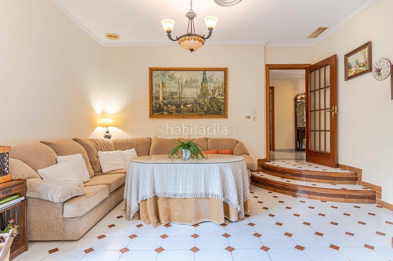 Foto d095d478-61d2-429d-abf2-a1f6cb6b3009. Haus in calle calvario in La Zubia Ciudad Zubia (La)
