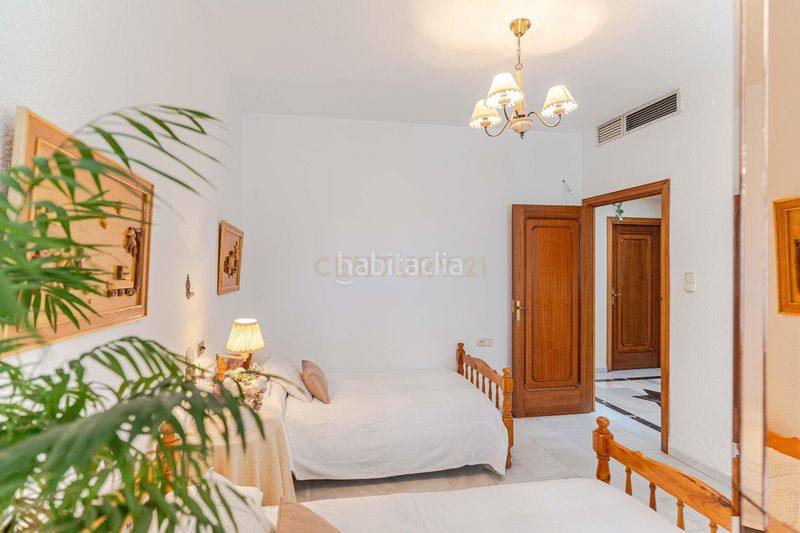 Foto d4ce1f40-c2e1-4116-bab9-0fd0c84d27cf. Haus in calle calvario in La Zubia Ciudad Zubia (La)