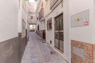 Reihenhaus  Calle hondillo, 62, lanjarón, spain 62. Oportunidad en lanjarón.