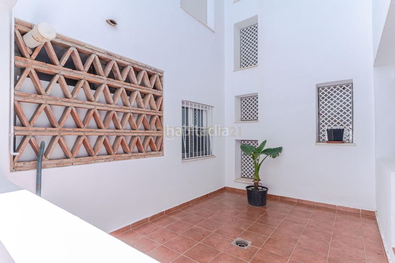 Foto b1e02c46-8efc-4299-bb91-d7168c2e0a6e. Appartement in calle sietecolores in Diseminados Rincón de la Victoria