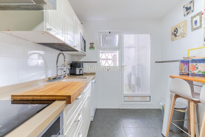 Foto fcfc516b-5089-49c6-9585-7b7afa466734. Appartement in calle sietecolores in Diseminados Rincón de la Victoria