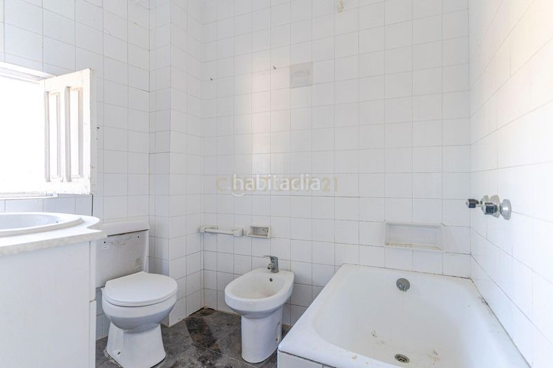 Foto e5fcaaf6-c2b9-4d47-ab61-e9bcdf04ddff. Casa a cuesta rio a Ítrabo