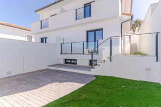Haus in Urbanizacion vistalmar duquesa nte., 1, 29692 alcorrín, málaga,. Estrena tu pareado cerca del mar