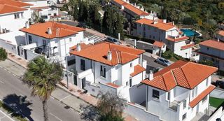 Casa en Calle martagina, manilva, málaga, spain villa 5. Estrena tu pareado cerca del mar