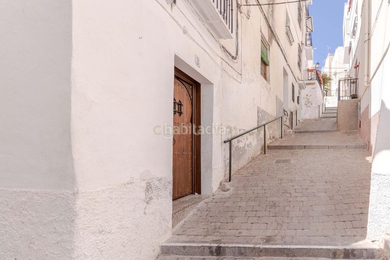 Foto 6e1ca94f-4937-4011-aaca-bc42fc8b5342. Casa a Almuñecar centro Almuñécar