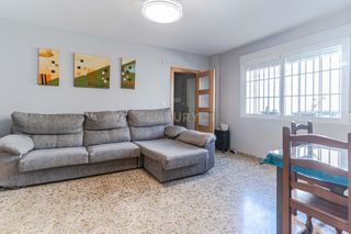 Reihenhaus  Barrio san francisco, 25, gójar, spain 25. Casa con patio en el centro de gójar