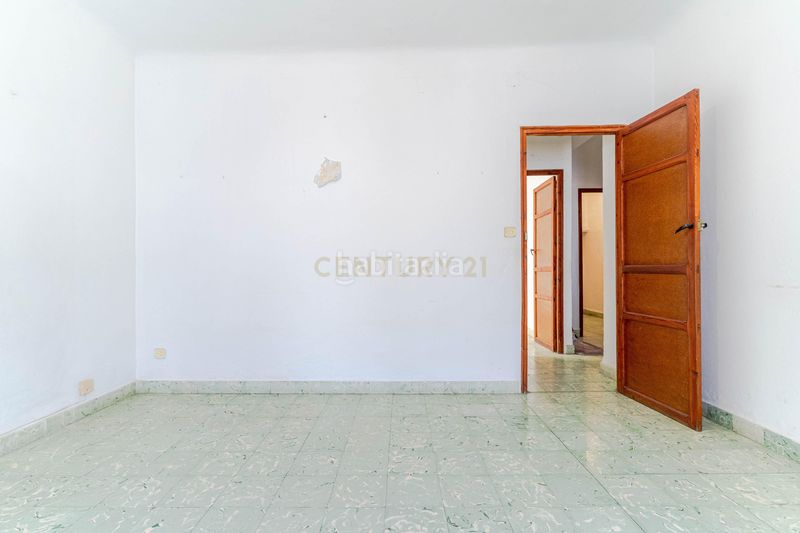 Foto b6639186-d2f6-44c3-8c87-37849d9edfac. Pis a Cádiar