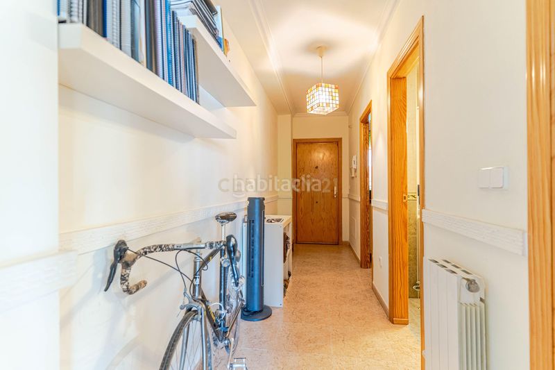 Foto 9100da41-97b3-4d22-a887-67836f184753. Apartament a calle madre trinidad carreras hitos a Monachil