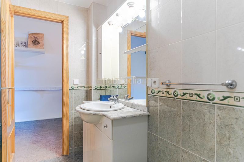 Foto bb2bb5c7-72d8-44ae-99d5-e2dc1cc90676. Apartament a calle madre trinidad carreras hitos a Monachil
