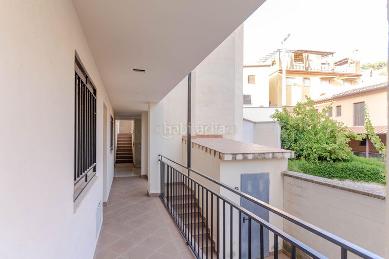 Foto cffffaaa-93e6-4a7a-8c5a-b9717920bfca. Apartament a calle madre trinidad carreras hitos a Monachil