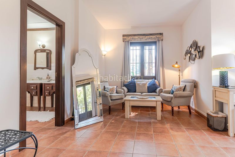 Foto 462e0e8a-bd4e-4c45-beb9-22bfe0498d1e. Edificio en calle salvador dalí hotel boutique a escasos minutos de la capital de granada en Cenes de la Vega