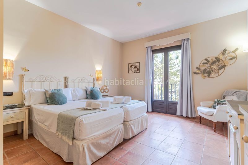 Foto 78c35404-cb4d-459a-abb3-e86988e8af66. Edificio en calle salvador dalí hotel boutique a escasos minutos de la capital de granada en Cenes de la Vega