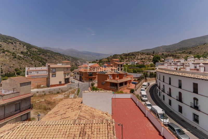 Foto 425384d4-c92c-4ba4-ac2b-9b2943b5a18a. Apartamento en calle sierra lujar fantástico piso con piscina y plaza de aparcamiento en Vélez de Benaudalla